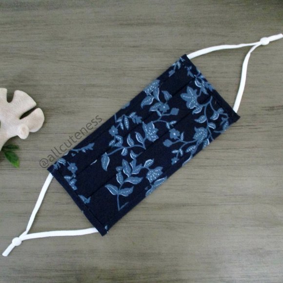 Accessories - Cloth Face Mask (NWOT)